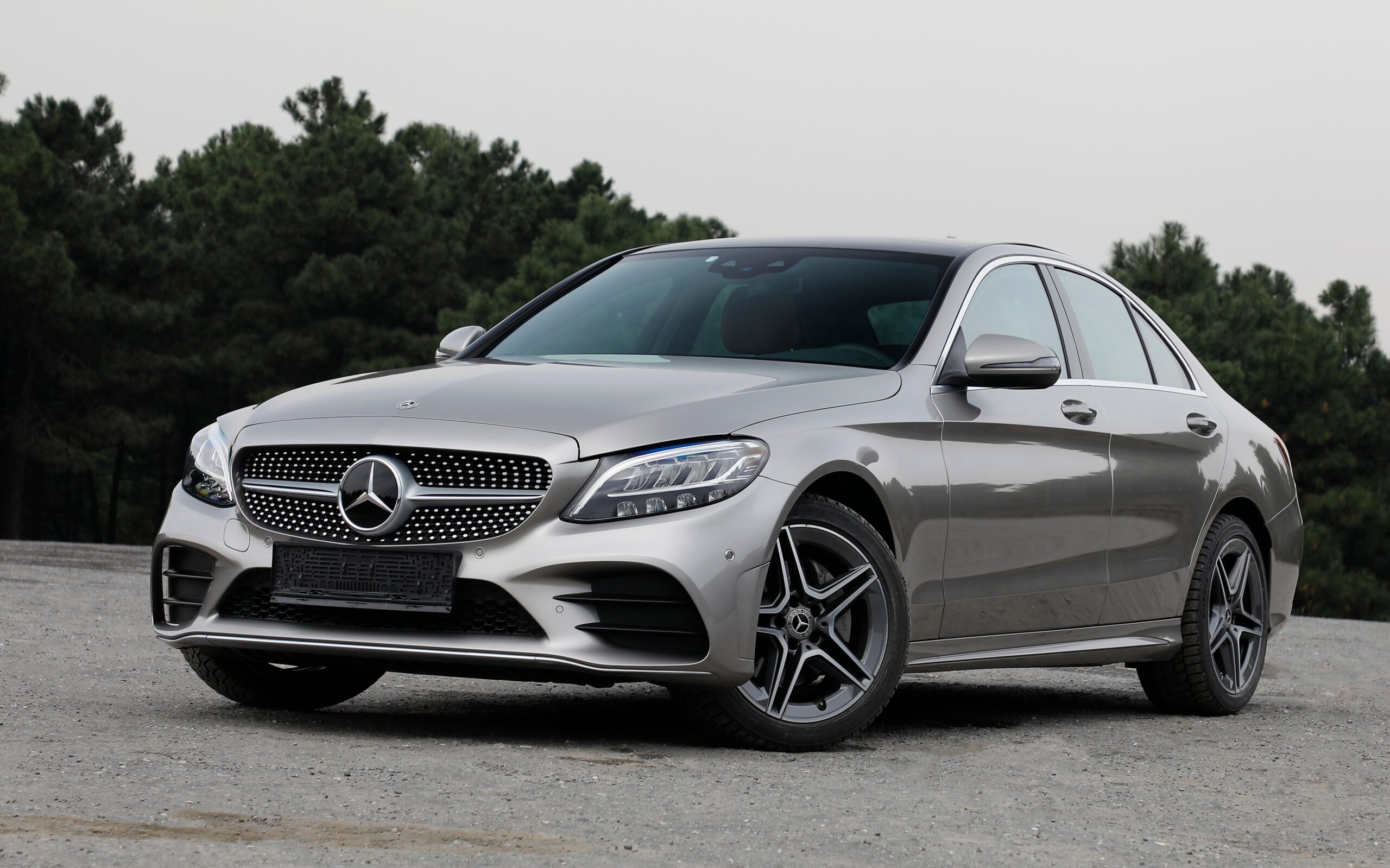 Mercedes-Benz C200